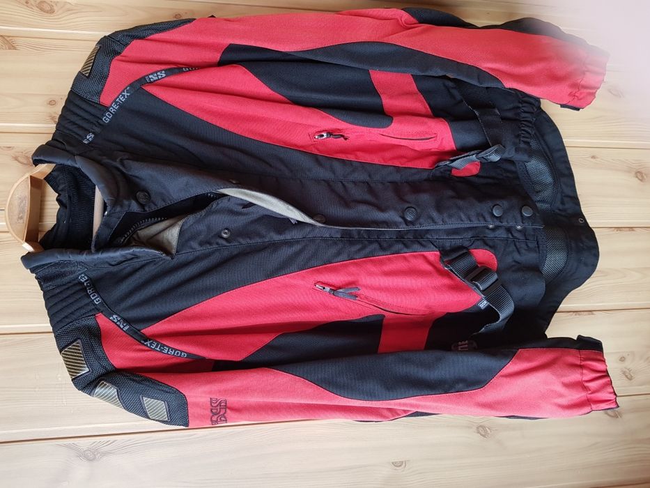 Мотокуртка бренда IXS