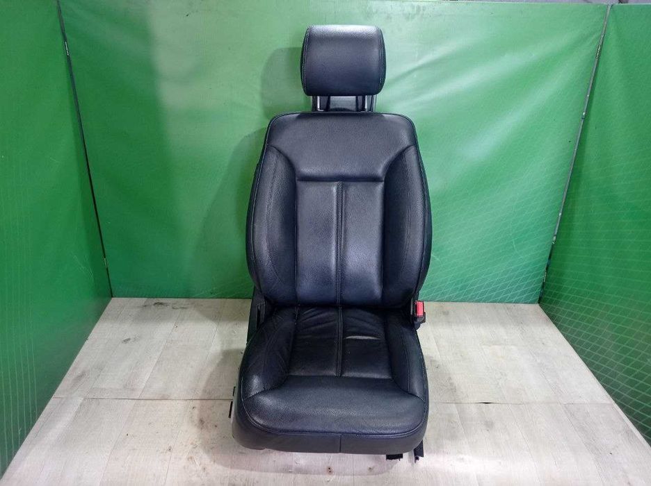Сидіння Мерседес МЛ ГЛ 164 переднє праве сидіння Mercedes GL X164 ML W164 шрот