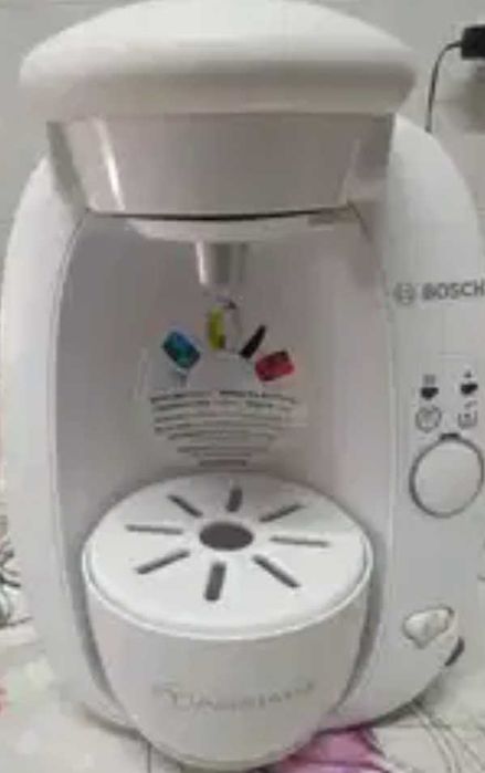 Tassimo Coffee Machine (Bosch Brand)