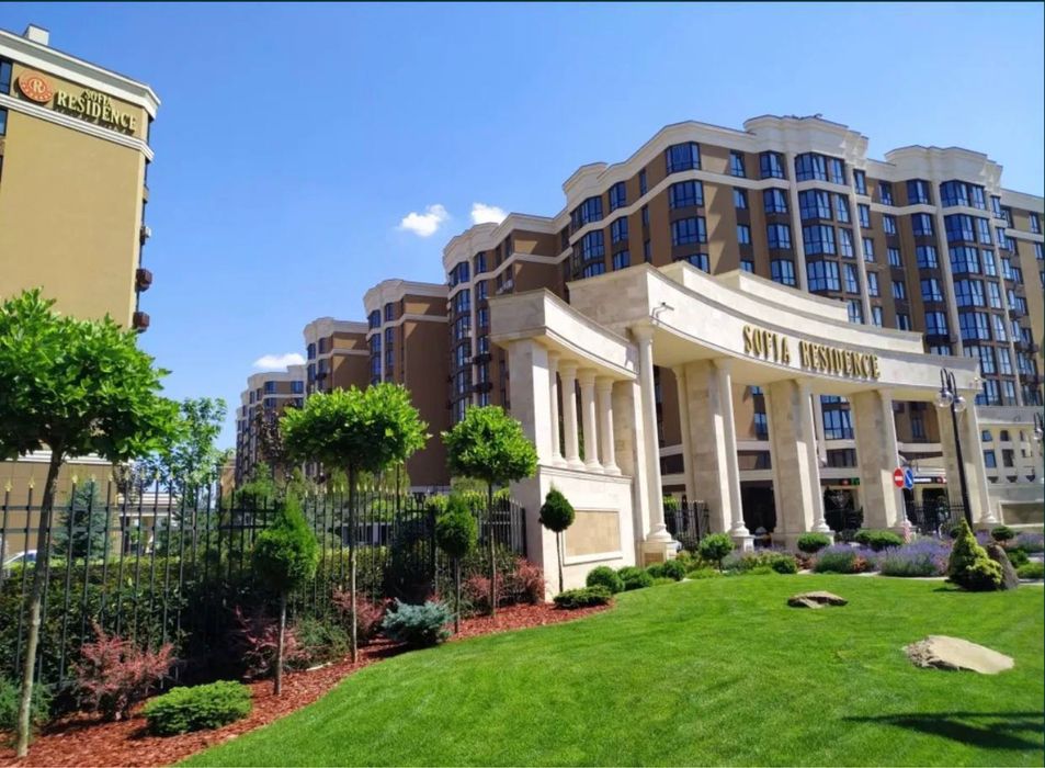 Красуня під ялинку! ЖК Софія Резиденс, Щаслива 63