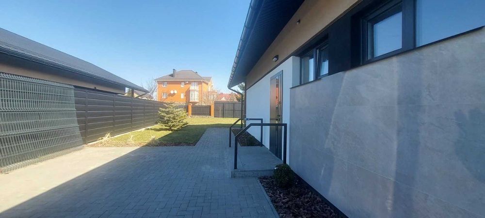 Нові Петрівці, дуже стильний сучасний будинок 100 кв.м