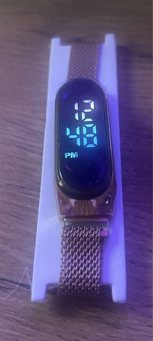 Zegarek damski luksusowy bransoletka