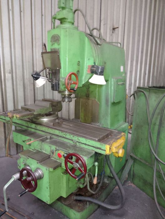 Фрезерні верстат 6р80ш6720,6р12п,6м12к,вм131,вм127,67к25,6р13,6р82ш