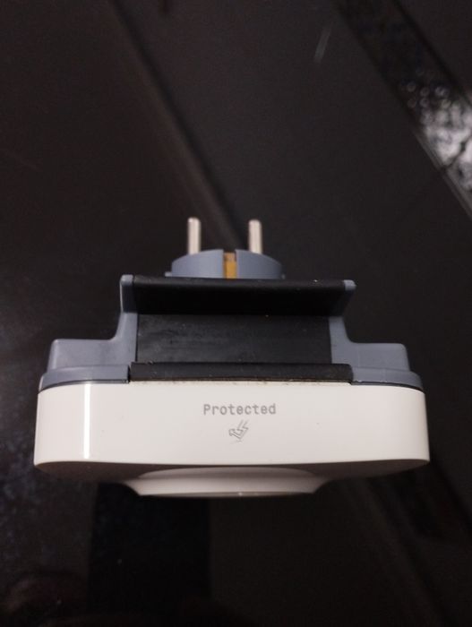 Tomada com USB Dupla