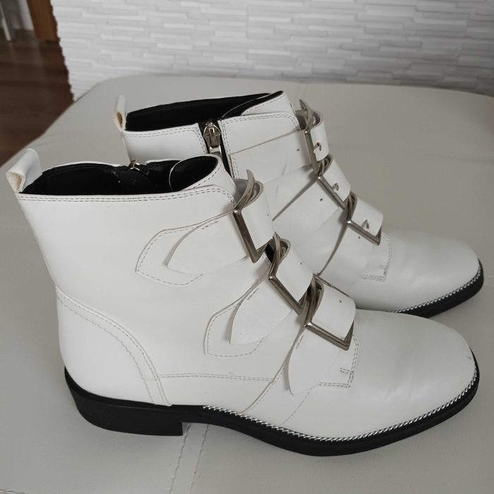 Buty damskie r.40 Catwalk