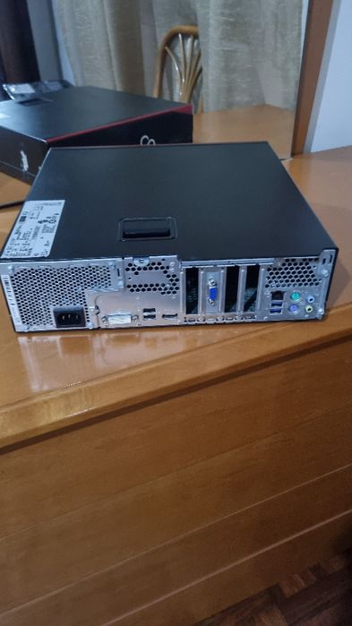 Fujitsu d556 intel G4400 6th DDR4 ssd win11 25h2