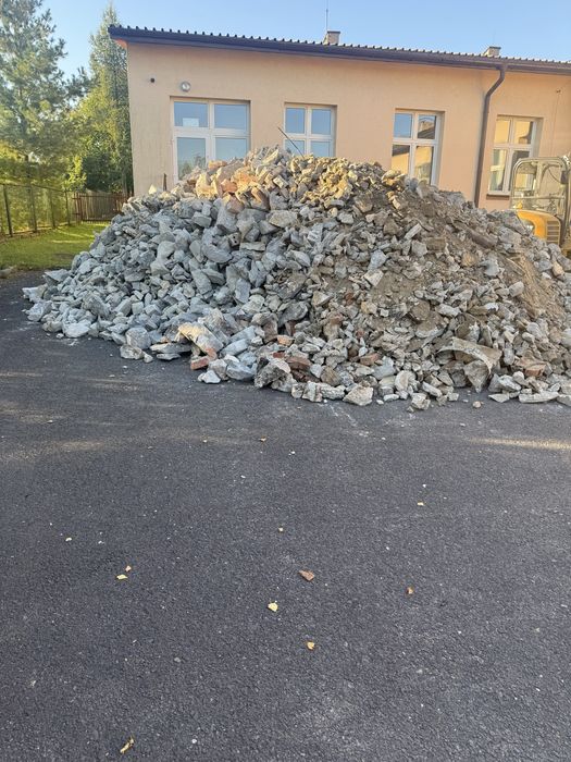 Oddam gruz  idealny na podbudowę drogi Mierzęcice