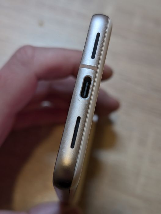 Google pixel 8 8/256 Nevelock