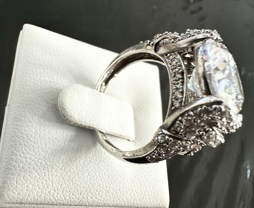 Srebrny pierscionek 925