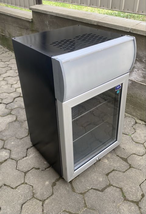 Холодильник -вітрина SFA COOL(Frigolas)