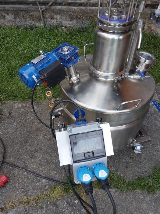 Destylator kolumna pólkowa zbiornik 120 płaszcz olejowy