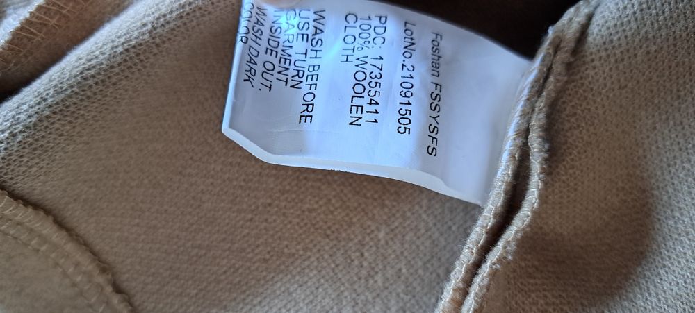 Plaszczyk 68 welna dla dziewczynki