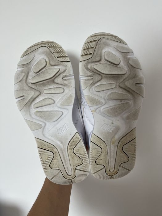 Białe damskie sneakersy Nike Pegasus Lite 36.5