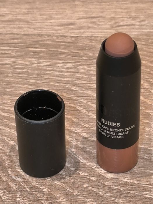Nudestix/Bronzer w Sztyfcie,mało używany