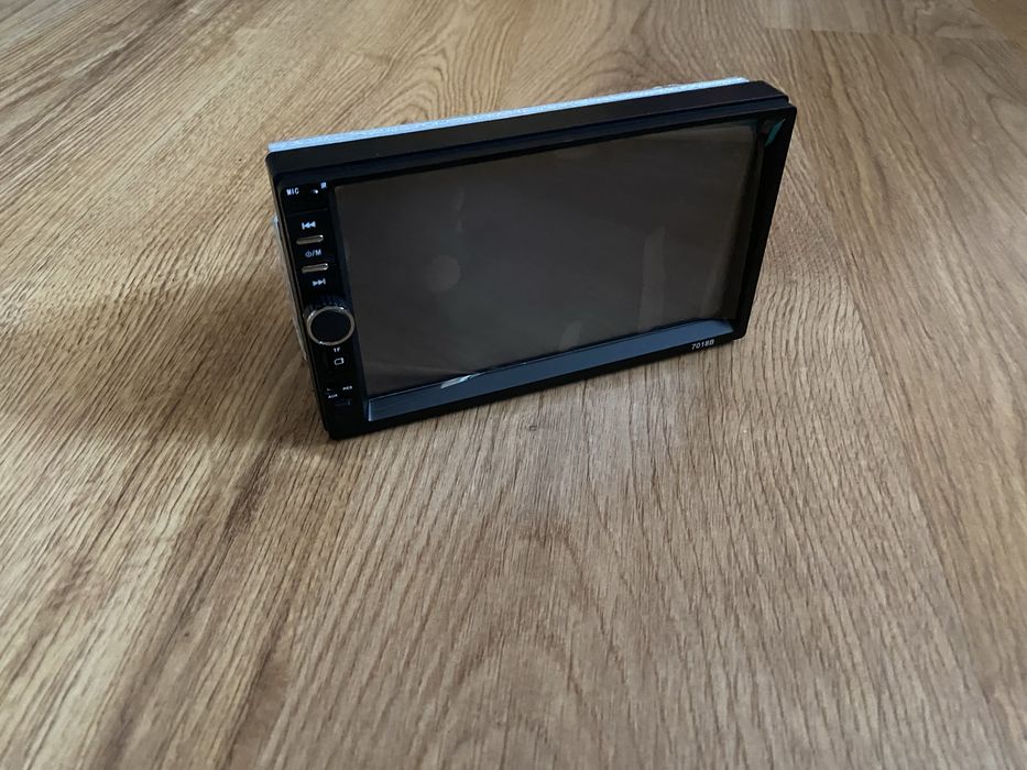 Автомагнітола 1din-великий екран, підтримка камери і смартфону - дешев