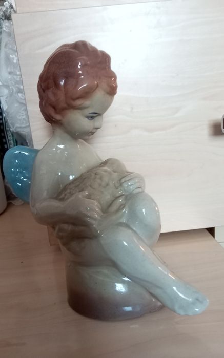 Велика фарфорова статуетка 18 см