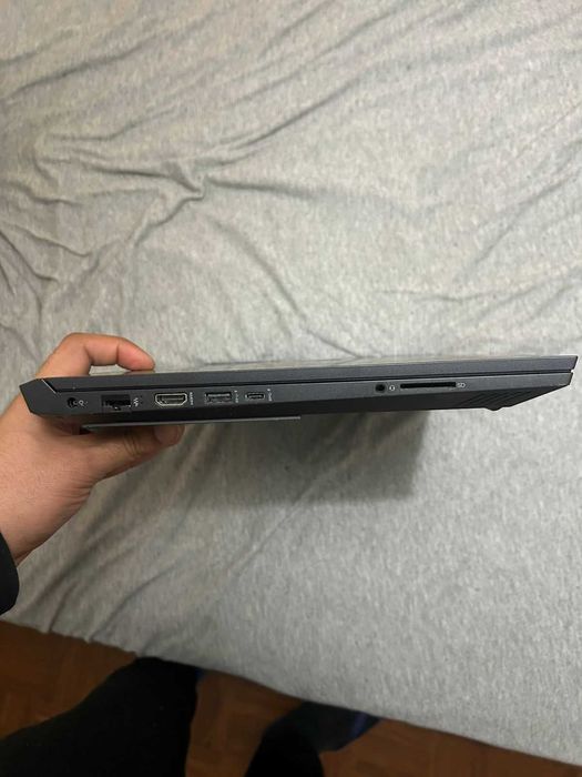 HP Victus 16 - RTX 3060 • AMD Ryzen 7 5800H • 16GB RAM