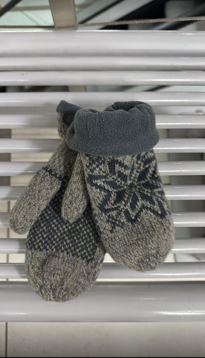 Варежки женские двойные