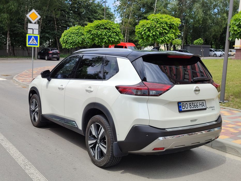 Nissan Rogue t33 Platinum AWD