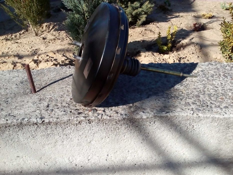 Вакуумний підсилювач гальм насос ABS Мондео Мк2 97BB-2B195-GB