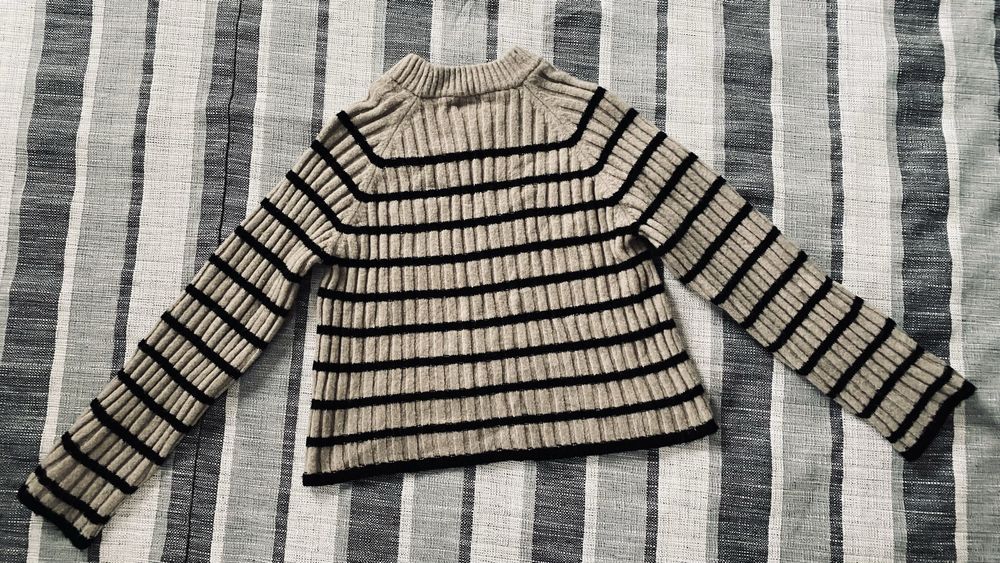 Кофтинка светрик h&m