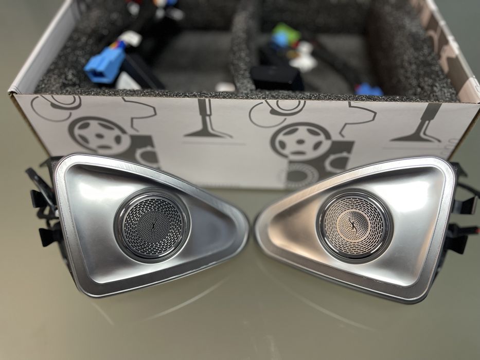 Динамики в стойки треугольники Burmester Mercedes Benz GLB X247 W247