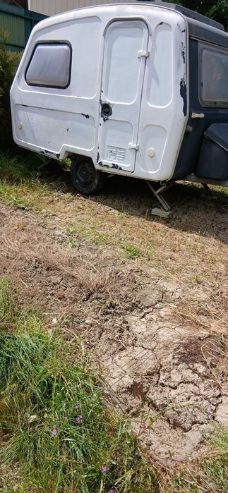 Caravana compacta Niewiadow N 126