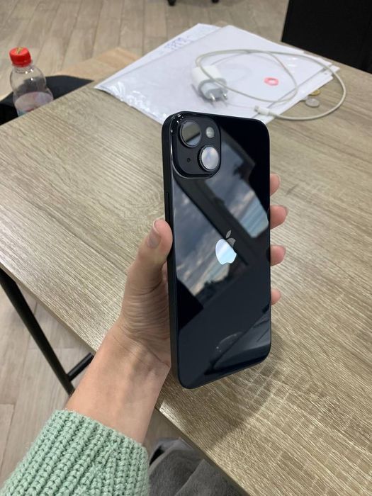 Продам 14 iPhone Plus 128 ГБ