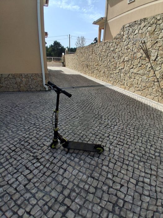 Trotinete Oxelo em bom estado