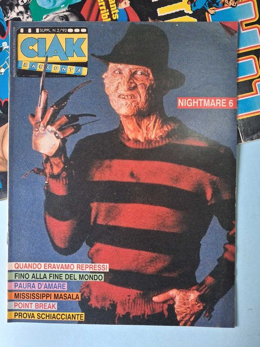 6 Revistas Antigas de Cinema de TERROR . ver fotos. Preço do lote.