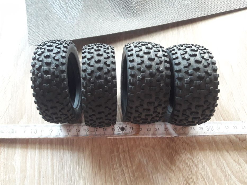 Opony do modeli rc zdalnie sterowanych buggy