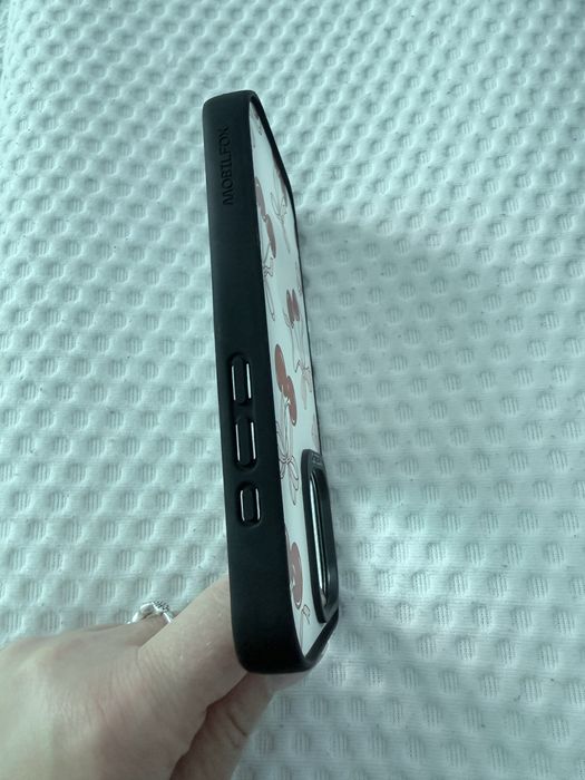 Etui do iphon 16 pro