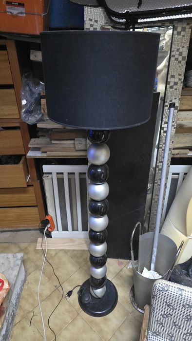 Vendo candeeiro  de pé