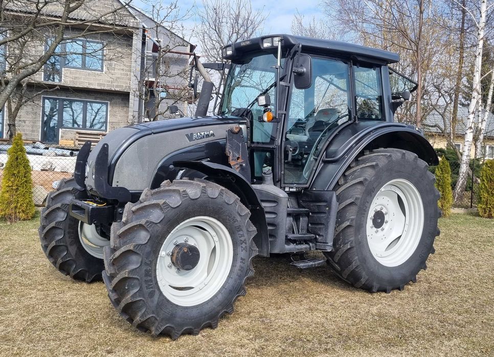 VALTRA N101 Sprowadzona 7100mtg Amortyzowana Oś ORYGINAŁ 2011 rok