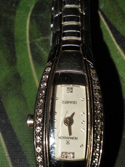 Часы женские Romanson 1230
