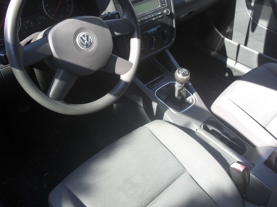 VW GOLF 5 1,4 BENZ. zarejestrowany Salon Polska I rej.2007 r.