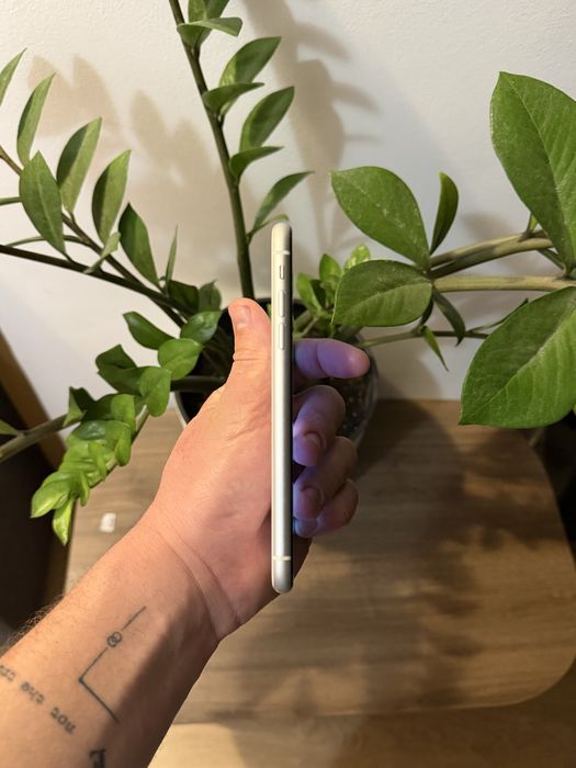 Apple iPhone XR 64 GB