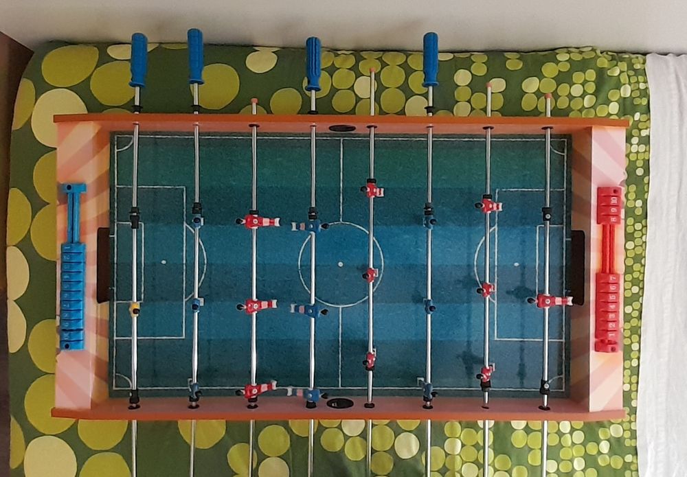 Mesa de matraquilhos criança