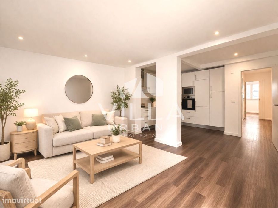 Apartamento T2 c/ Espaço Exterior localizado no Centro de Almada