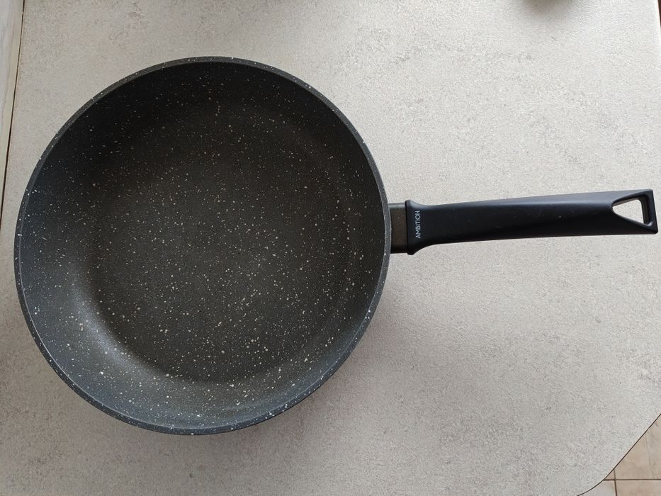 Patelnia używana 28cm