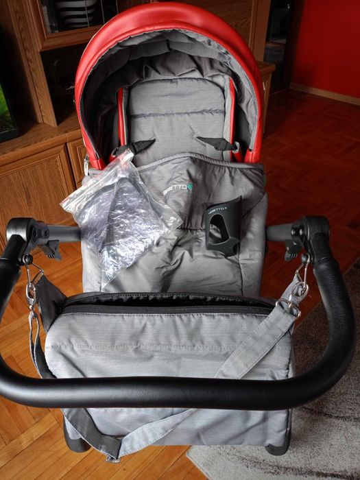 Sprzedam wózek dziecięcy.