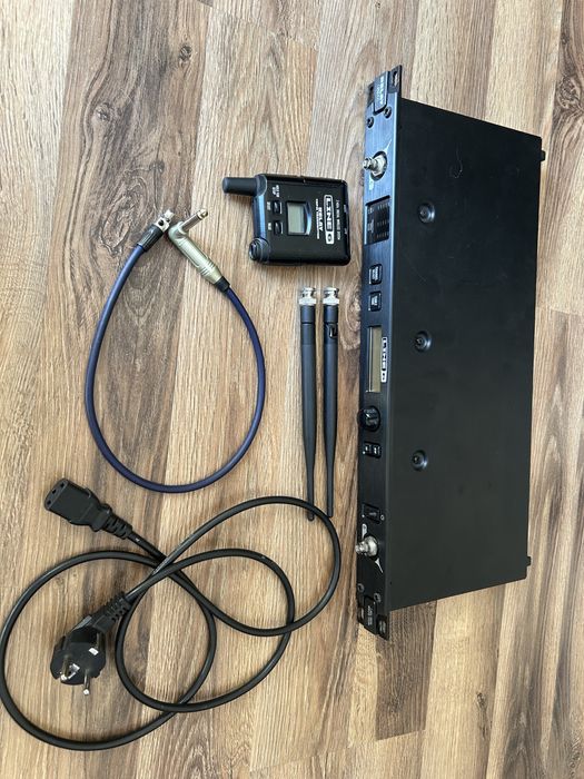System bezprzewodowy do gitary Line 6 Relay G90 Rack Wireless System