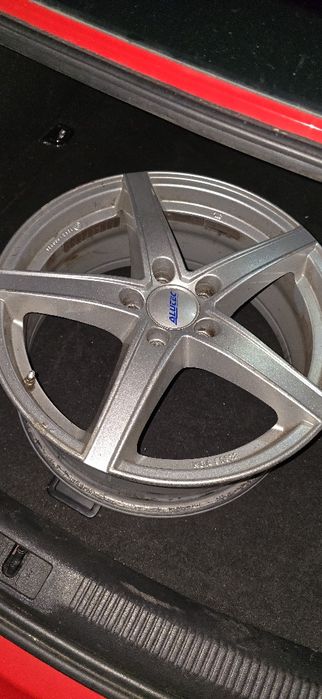 Felgi alutec 18 cali wraz z oponami + czujniki ciśnienia