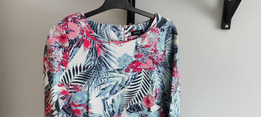 Sukienka floral L 40 rękawy 3/4 strukturalna
