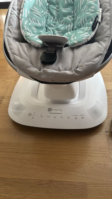 Espreguiçadeira elétrica Mamaroo 4moms 5.0 com redutor