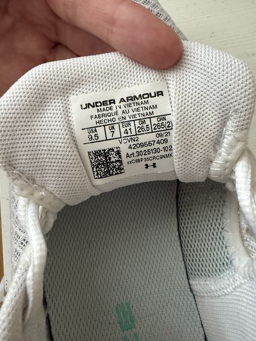 Кросівки  under armour, розмір 41, устілка 26,5см