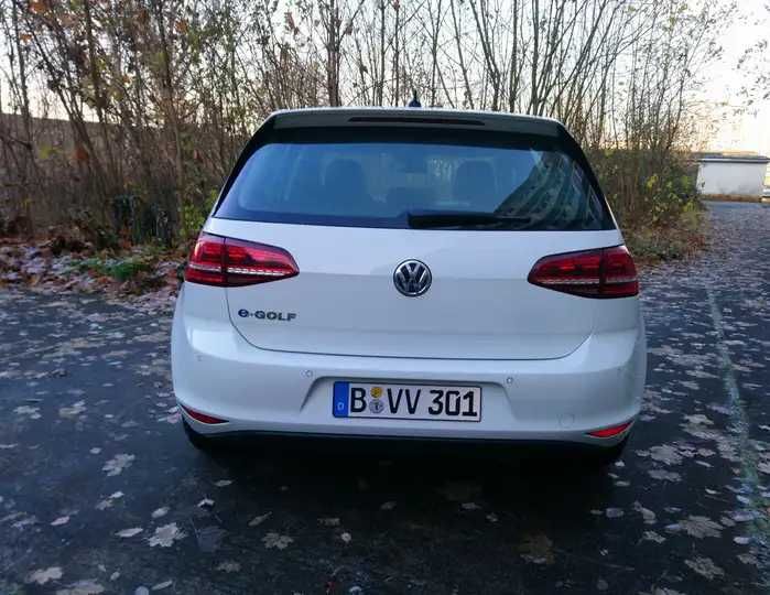 Бампер E-Golf  розборка фольцваген e-гольф