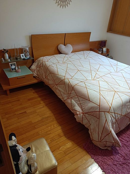 Cama de casal com colchão
