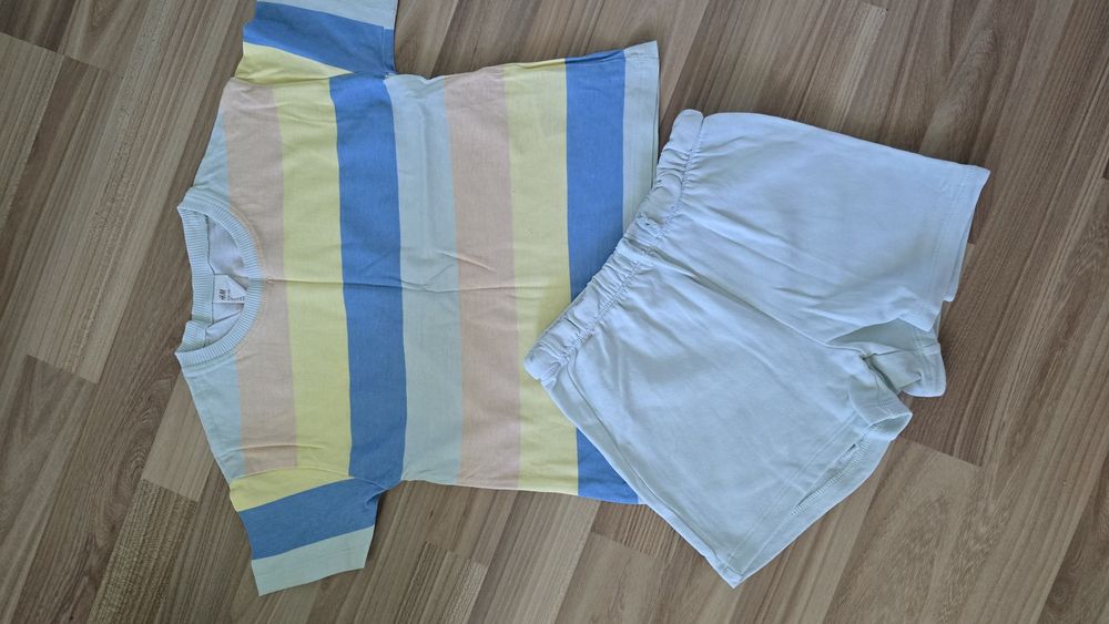 Komplet spodenki i koszula 104 h&m