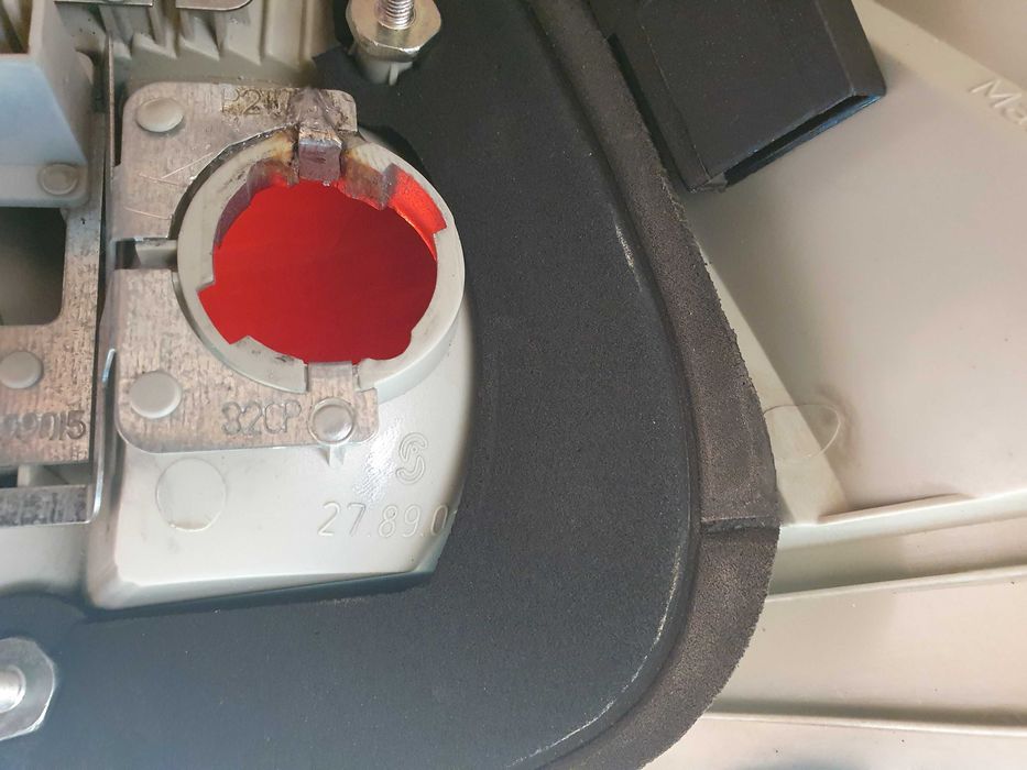 bmw e61 lampy tylne w błotniki przedlift